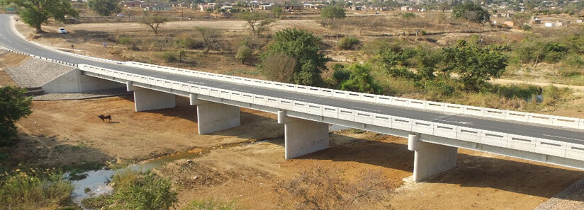 Bridge constructed by Makali Plant and Construction, featuring expert engineering and durable design for reliable infrastructure development.